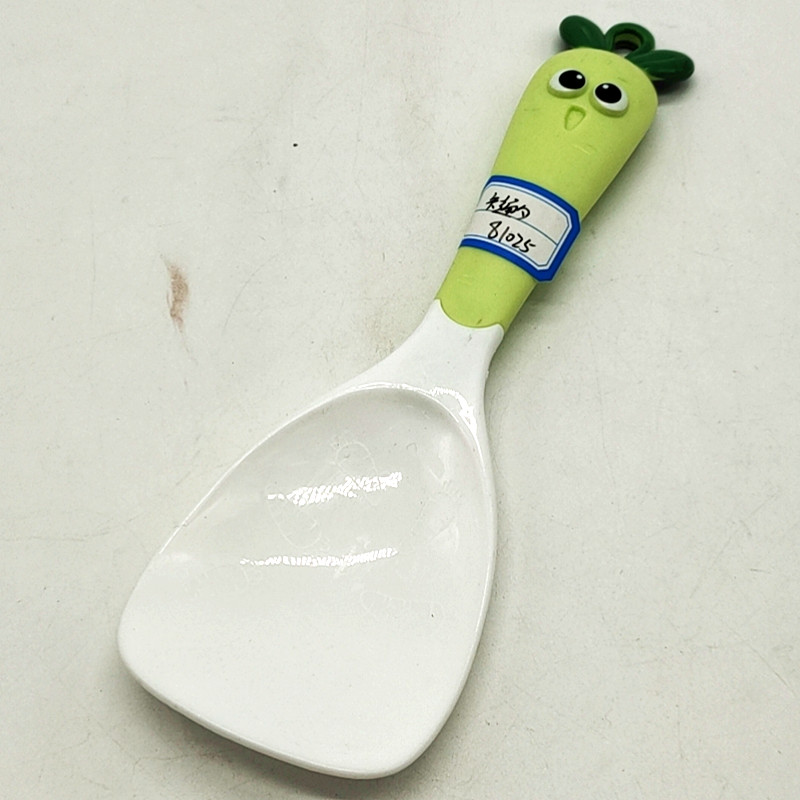 Sunshine Department Store's creative cartoon carrot rice spoon, cooking spoon, rice cooker serving spoon, food-grade serving spoon, can be hung Application Scenario