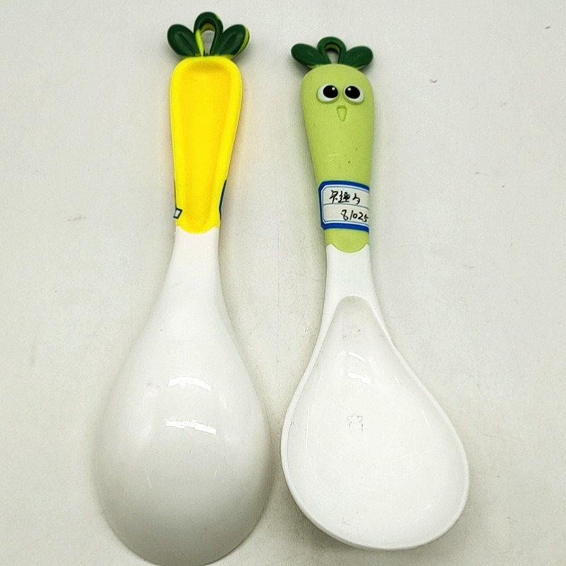 Sunshine Department Store's creative cartoon carrot soup spoon, rice spoon, household soup spoon, tableware, plastic handle, hanging spoon details Picture