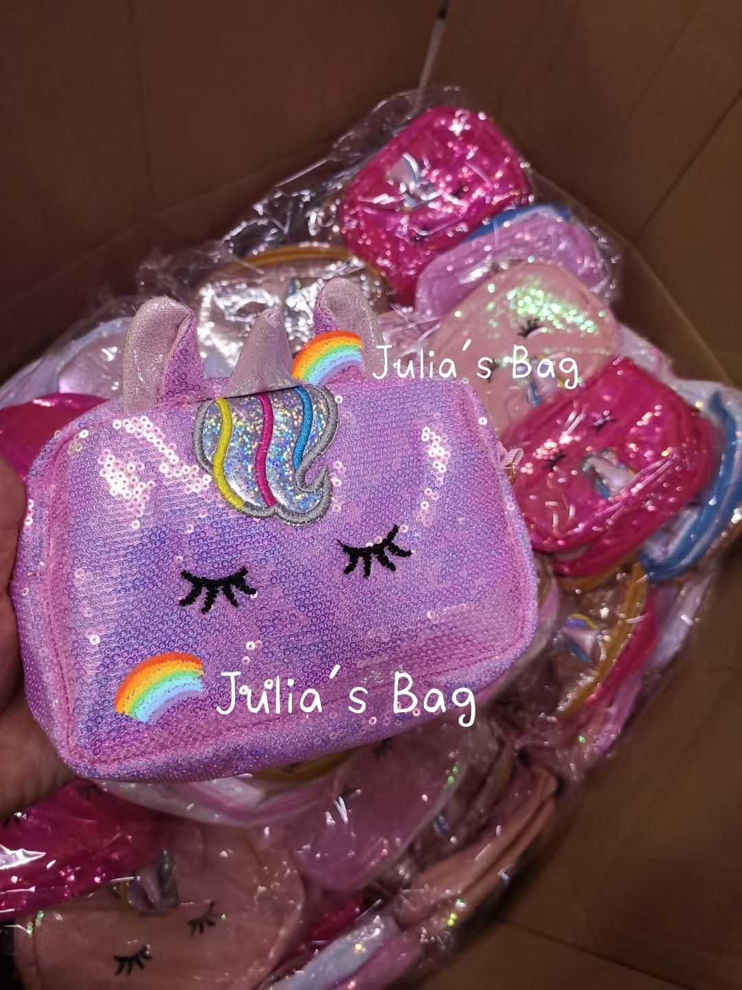 箱包/儿童包/手机包产品图