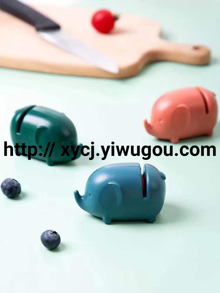 The new best-selling mini knife sharpener Application Scenario
