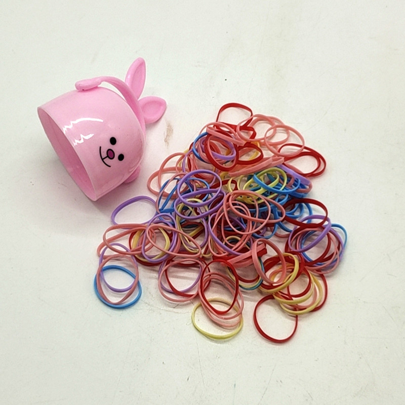 Sunshine Department Store Children's colorful rabbit ear headwear, disposable rubber band, high-elasticity barrel-shaped hair band that can be pulled unbreakable Application Scenario