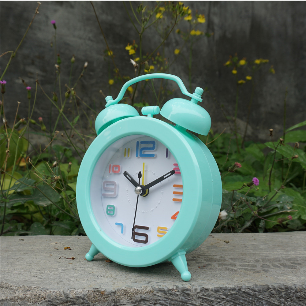 Candy-colored spherical double-bell alarm clock, fashionable clock, three-dimensional digital table clock, fashionable and modern lazy person clock Specification drawing
