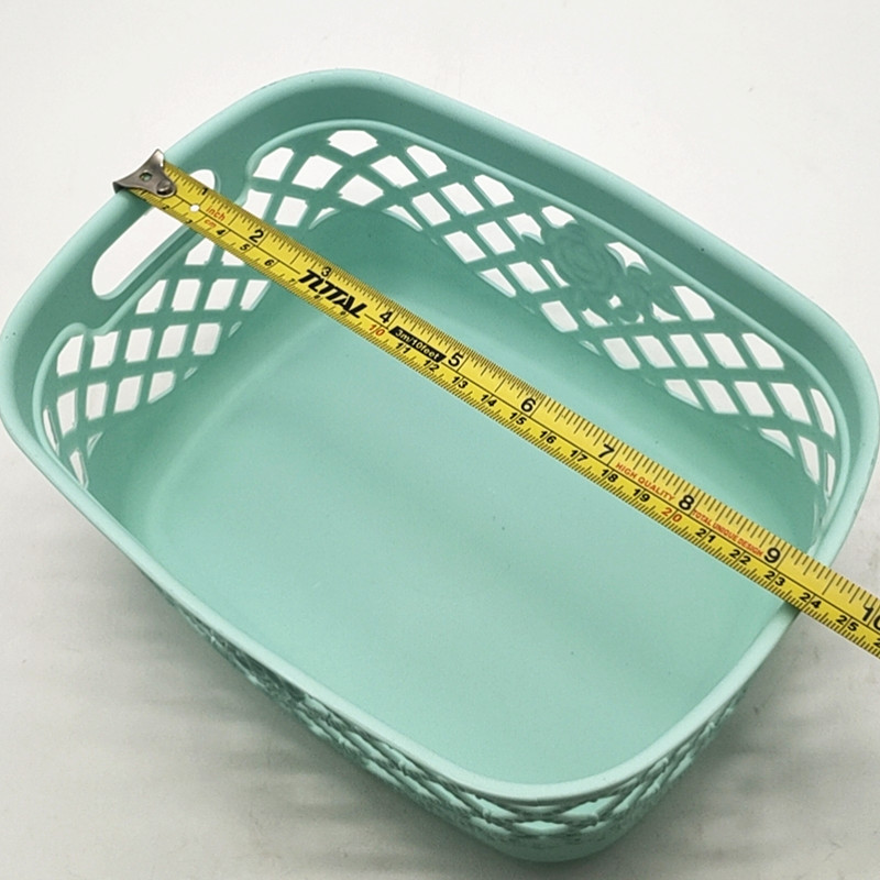 Sunshine Department Store's plastic storage basket, desktop storage basket, innovative hollowed-out flower storage frame, and multi-functional storage basket Application Scenario