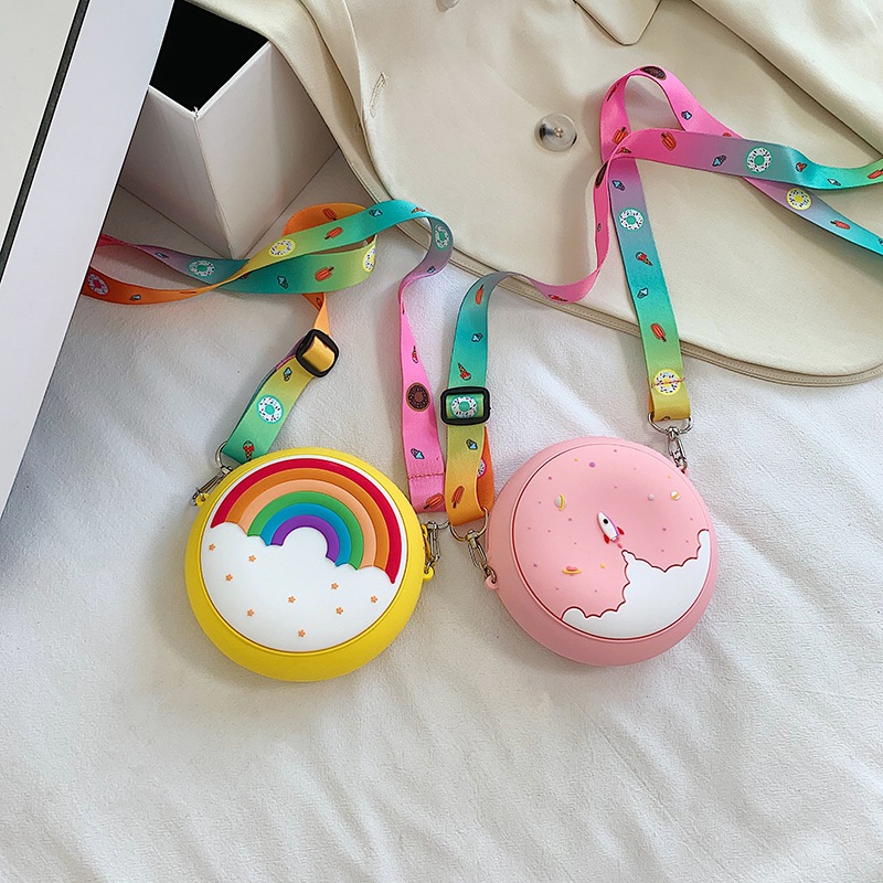 New children's bags: Cute princess crossbody bag for girls, stylish single-shoulder bag, coin purse, and silicone bags for boys and girls details Picture