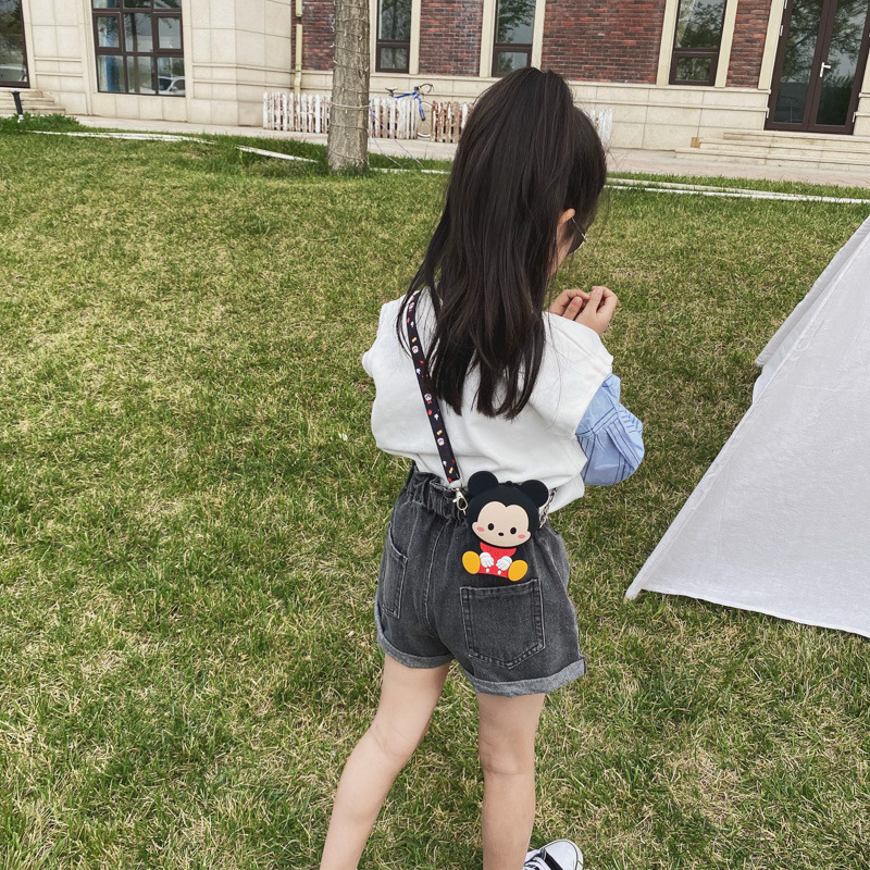 Children's bags, cute cartoon silicone girls' bags, crossbody bags, fashionable and stylish little girl baby crossbody bags details Picture