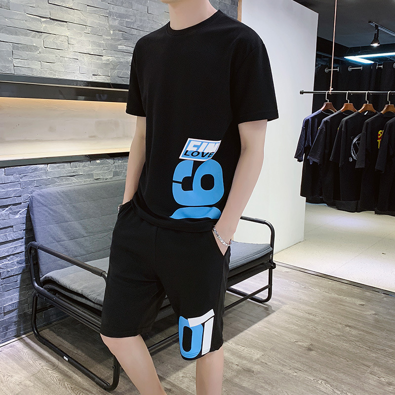 Wholesale of a set of sportswear, shorts, men's summer loose two-piece, fashionable and casual student men's T-shirts Application Scenario