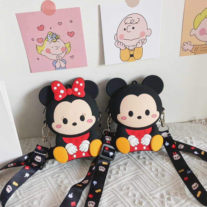Children's bags, cute cartoon silicone girls' bags, crossbody bags, fashionable and stylish little girl baby crossbody bags