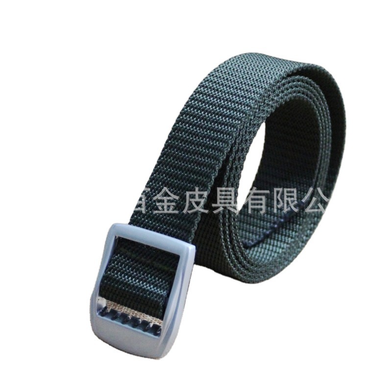 Rectangular V-neck buckle belt, military training military green camouflage elastic belt, men's and women's canvas sports belt Application Scenario