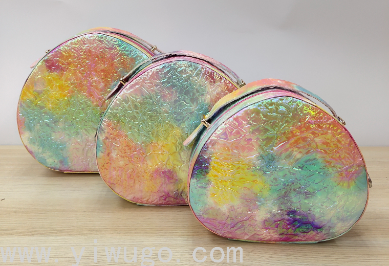 Adiva's new heart-painted large-capacity three-piece makeup portable travel storage waterproof toiletry bag details Picture