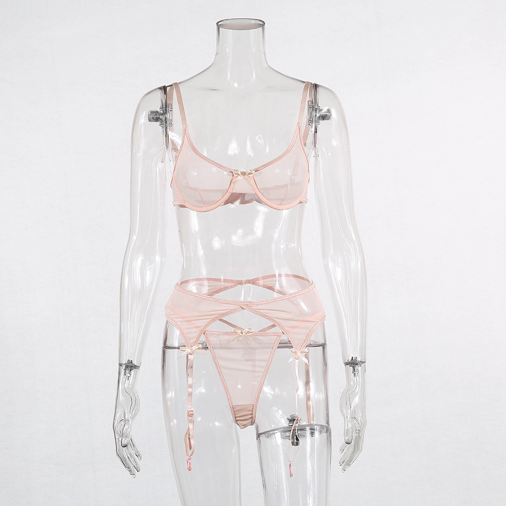 A new cross-border supply of AliExpress lace see-through women's underwear set with steel rims Item Picture