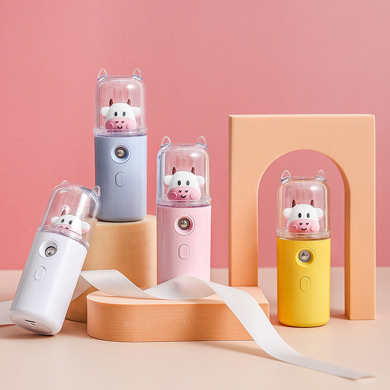 New cute pet creative hydration device, face steamer, portable sprayer, rechargeable small portable beauty humidifier full figure