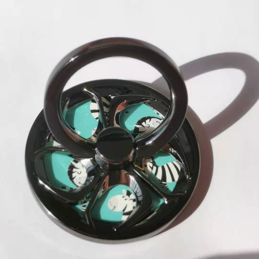 The fidget gyro mobile phone ring buckle gyro stand, a creative mobile phone ring buckle stand with a shaft that can rotate, is selling well Specification drawing