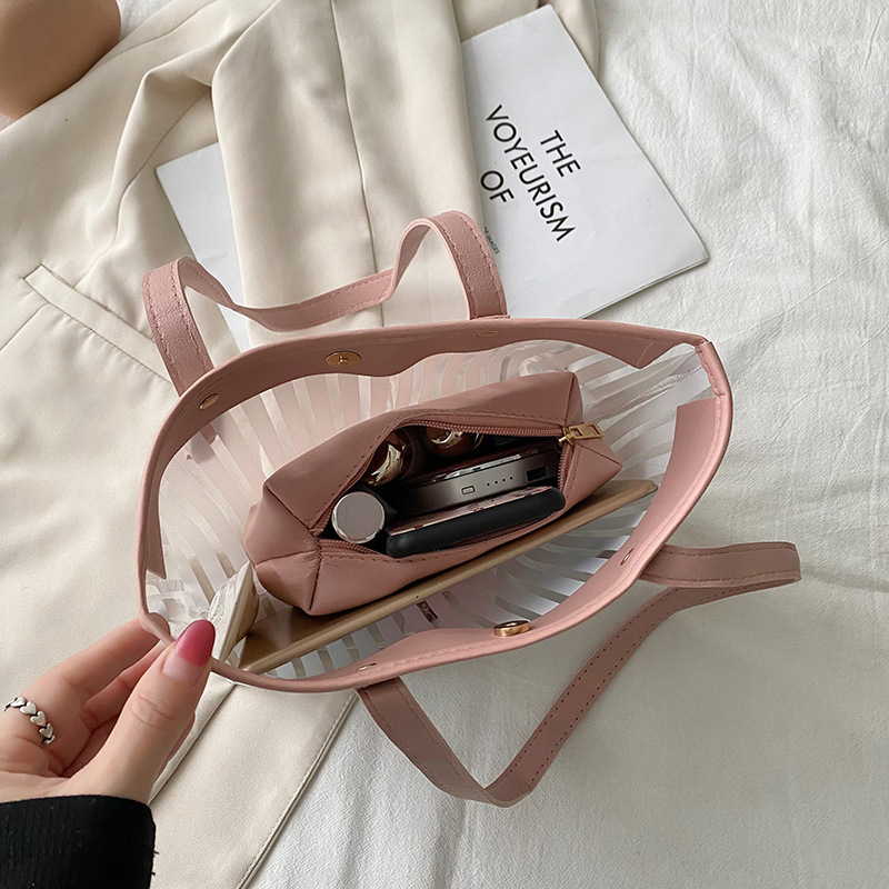 Guangzhou Women's Bag Korean-style jelly Bag 2021 New Product, personalized striped women's summer and autumn PVC single-shoulder daily mother-and-child bag Application Scenario
