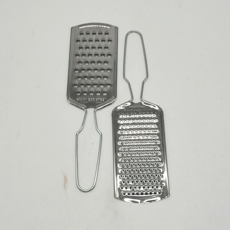 Sunshine Department Store stainless steel manual shredder, household kitchen grater, vegetable slicer, fruit grater, scraper Application Scenario