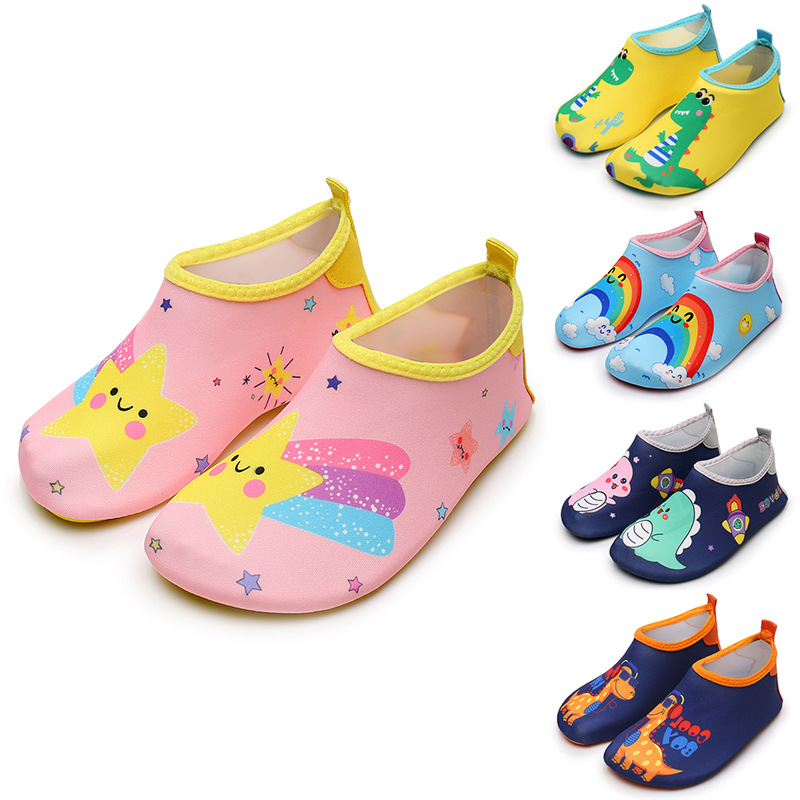 2021 Children's wading shoes Beach shoes Swimming barefoot skin shoes