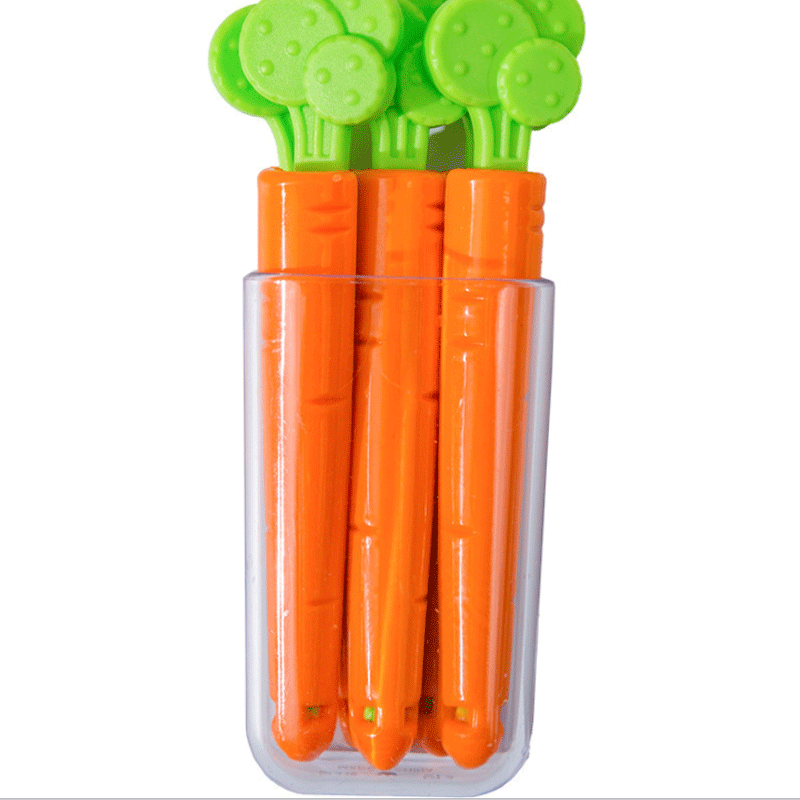 Five creative and cute carrot packs, food sealing clips, cartoon snack sealing clips, magnetic storage boxes, fridge magnets Item Picture