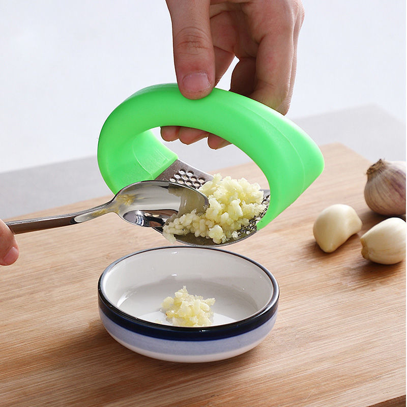 Large household ring-shaped garlic puree press, garlic mopping machine, stainless steel manual garlic paste picking tool, garlic peeling tool Specification image