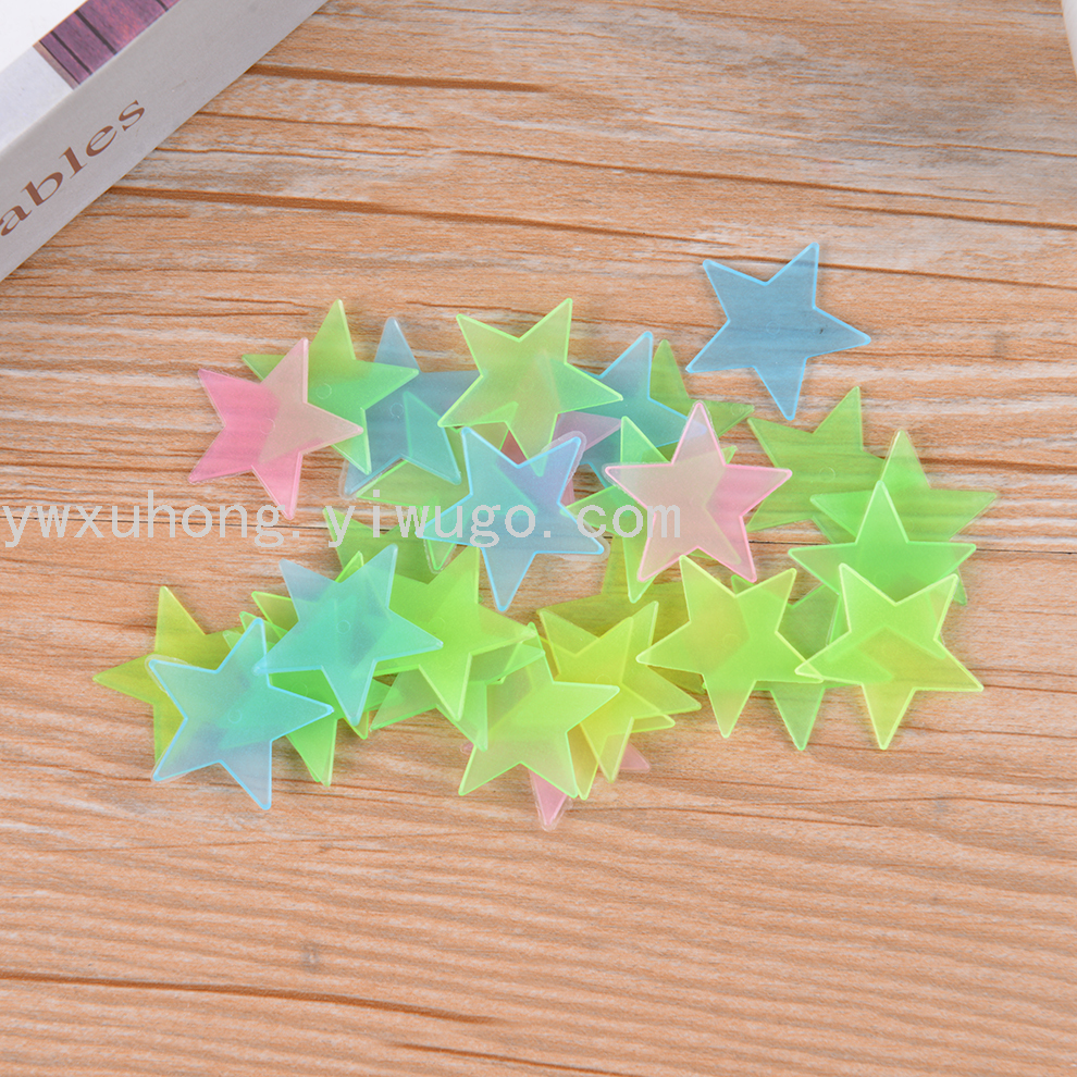 100 star glow-in-the-dark stickers, cartoon animal stickers, children's bedroom wall stickers, and custom fluorescent stickers are available in stock