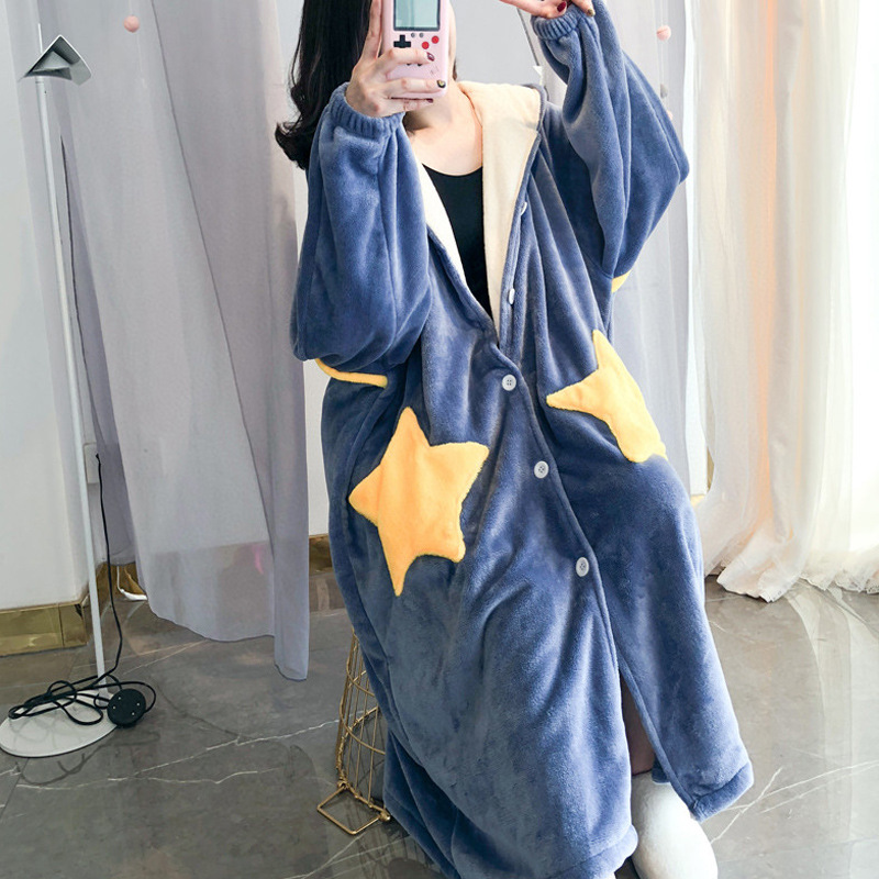 Flannel bathrobe for women in autumn and winter, Korean style, solid color, hooded, thick, warm, long, sweet and loose coral fleece pajamas