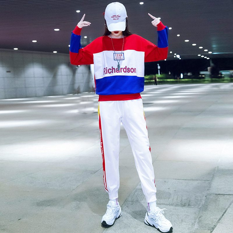 2021 Early Spring new fashion sportswear casual set, trendy and versatile, fresh and light style, slimming and leg-lengthening two-piece set Item Picture