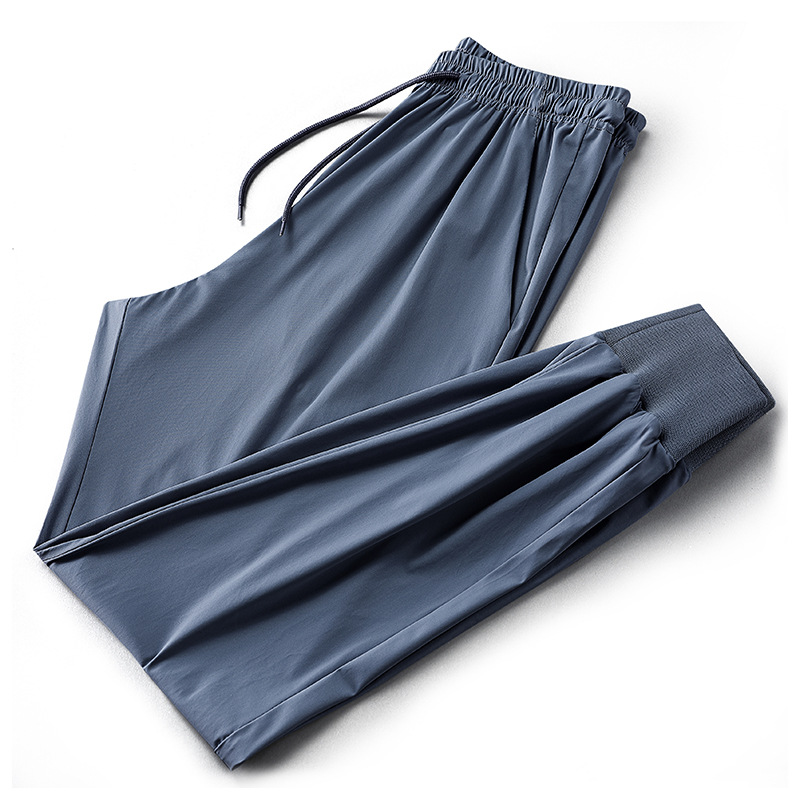 Men's Korean-style trendy summer skinny skinny skinny 9-inch sportswear pants, loose ice silk men's pants, versatile casual long pants Item Picture