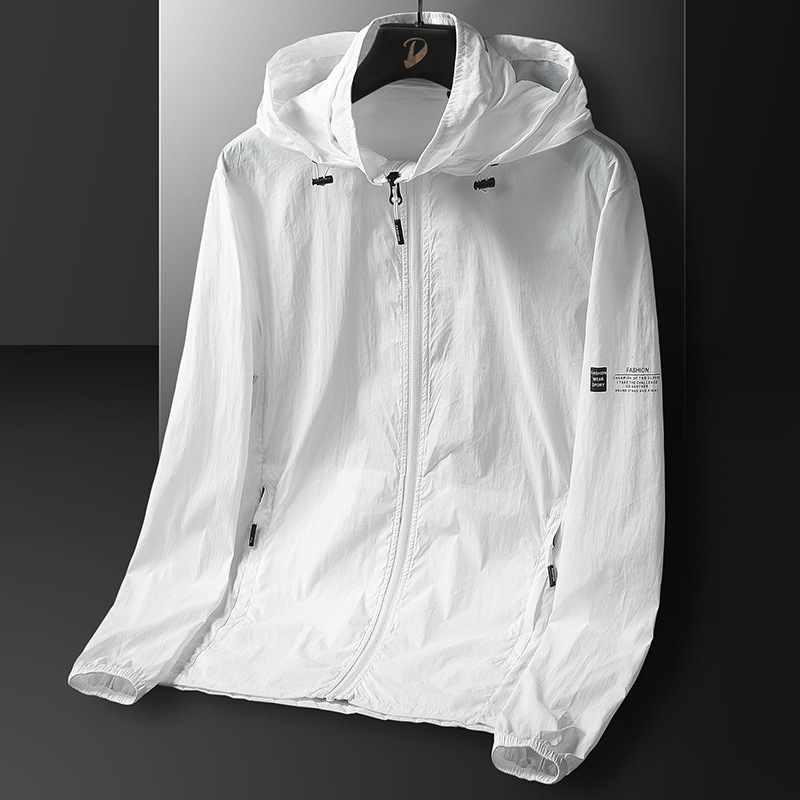 Men's 2021 summer new ice silk sun-protective clothing, ultra-thin breathable jacket, outdoor sun-protective clothing, trendy jacket Specification image
