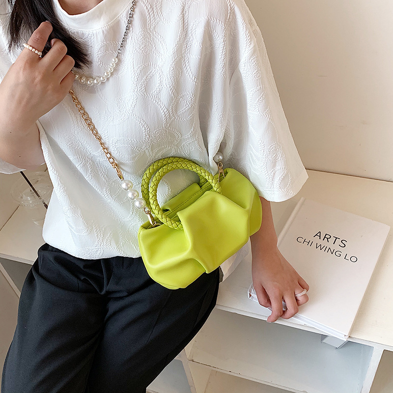 PU Fashion pleated cloud bag for Women's summer 2021 New style, personalized woven hand-held crossbody chain single-shoulder armpit bag details Picture