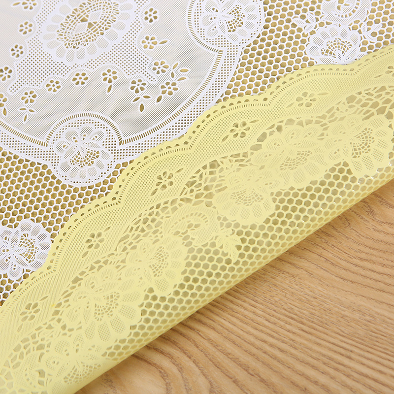 The manufacturer's new PVC hollowed-out laminated placemats, fashionable coffee table MATS, 60cm round coasters, and household anti-slip and heat-insulating MATS Application Scenario