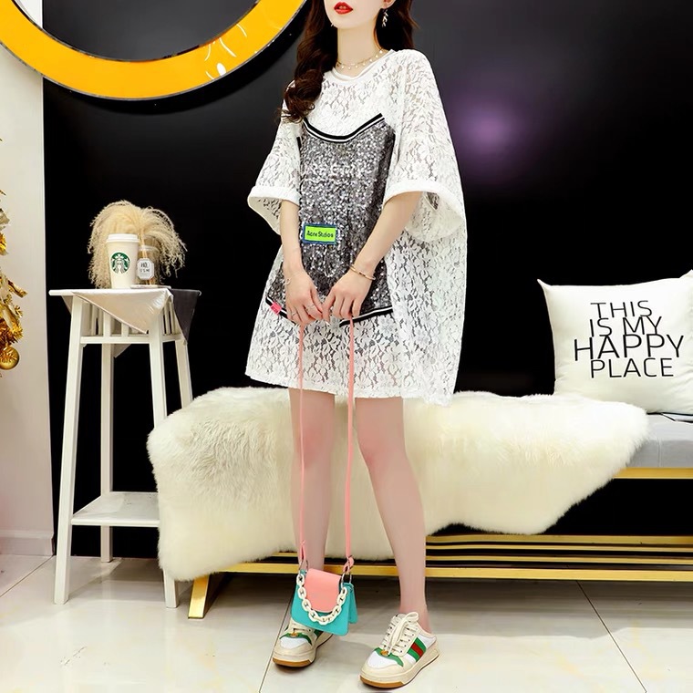 European large-sized cutout short-sleeved T-shirt for women, mid-length, 2021 new summer laid-back style, loose design sense top Specification image