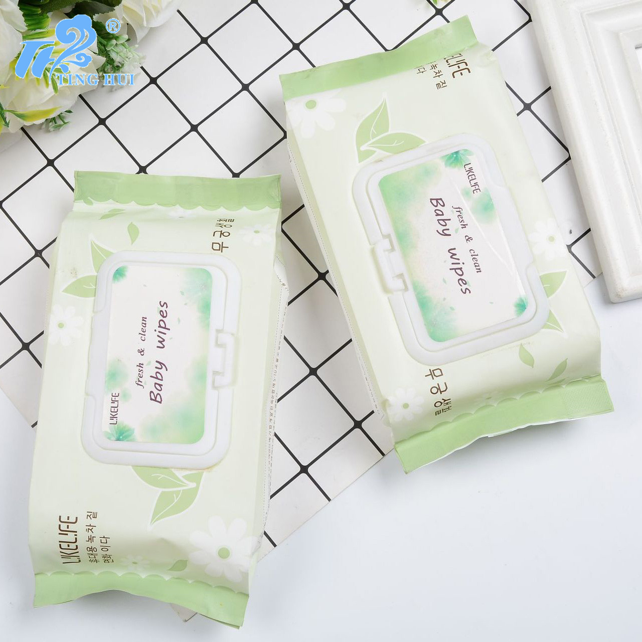 2021新款亲肤抽取款湿纸巾 卸妆60抽带盖无香湿巾 成人通用