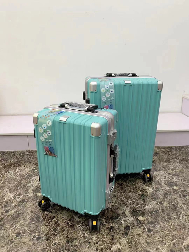 حقيبة سفر من طراز YhhH2 (24 بوصة) ذات سعة كبيرة، حقائب مزودة بعجلات متينة Application Scenario