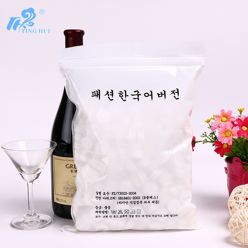Wholesale of fully adhesive non-woven fabric compressed small square towels and bare compressed towels available for customization Specification image