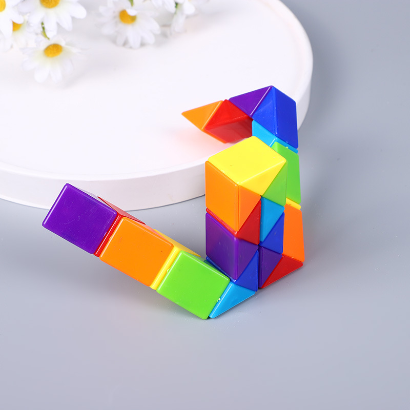 Factory wholesale 24-piece seven-color magic ruler, versatile magic ruler wholesale, one-yuan and two-yuan supply Specification image