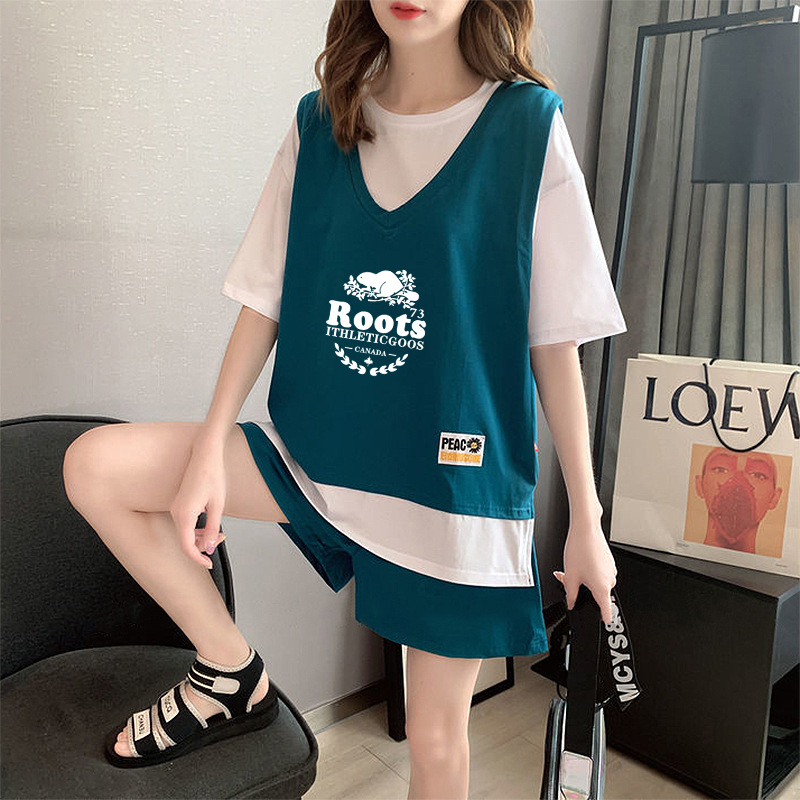 A two-piece short pants casual sportswear set for women in summer, Korean style short-sleeved sportswear, fashionable, loose and youthful two-piece set Specification image