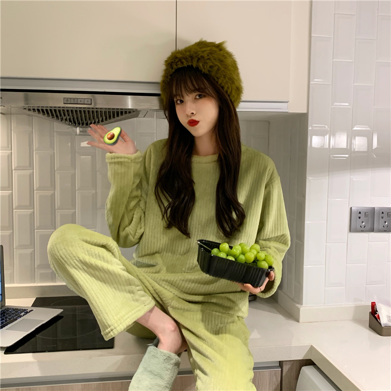 A two-piece set of casual wear for women, a sweet and versatile Korean style for autumn and winter, and a popular long-sleeved pajama and pajama set for students Specification image