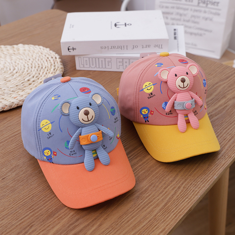 The wholesale trend of the new spring detachable little bear baby sunshade baseball caps from South Korea is in full swing Application Scenario