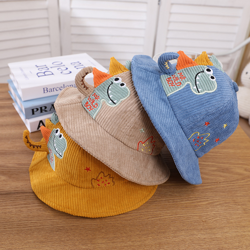 Children's star dinosaur basin hat, warm corduroy fisherman hat for autumn and winter, cartoon fashionable hats for boys and girls, for outings Application Scenario