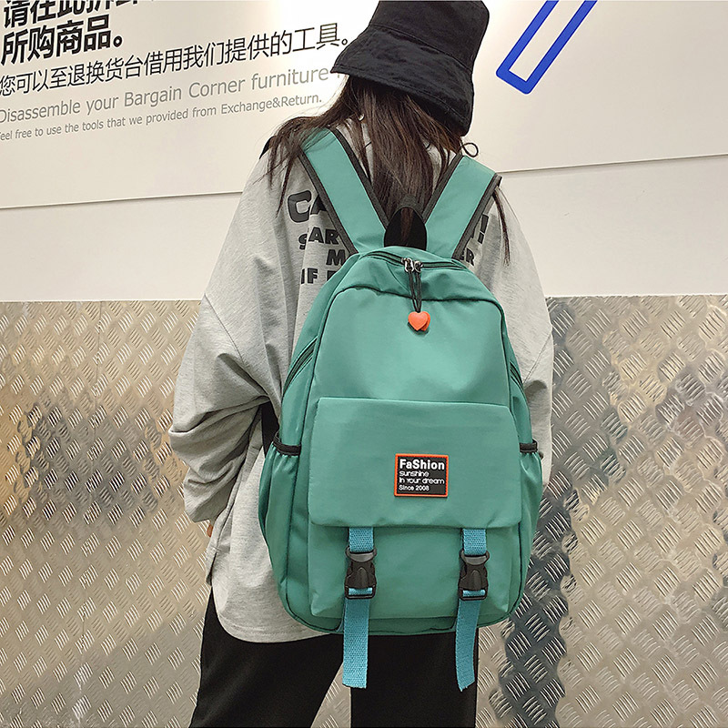 运动背包实物图