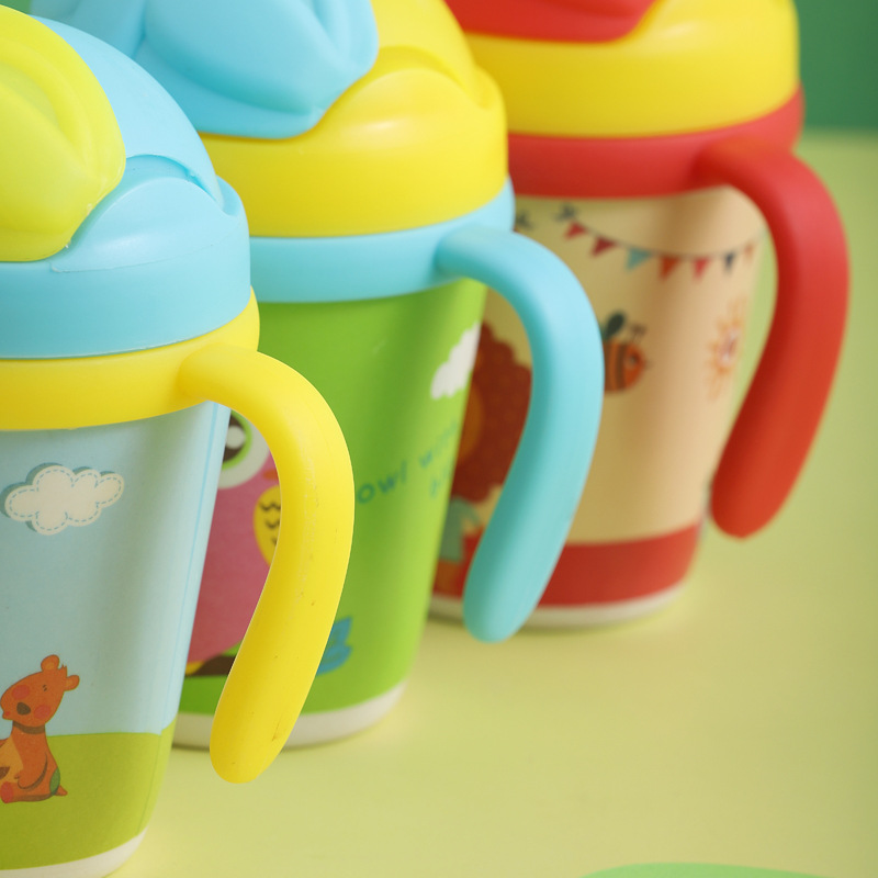 Customized gifts for baby drinking cups, bamboo fiber children's drinking cups, infant beverages, milk straw cups, and mother and baby products Application Scenario