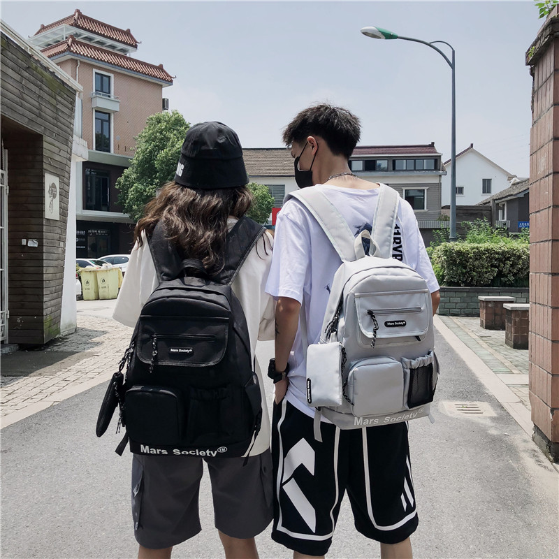 A large-capacity mother-and-child schoolbag for girls, a Korean-style high school and college backpack for boys, and a Japanese Instagram-style backpack with a lot of fun Specification image