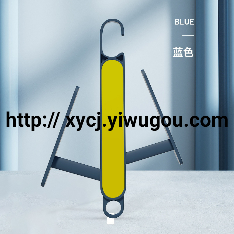 A multi-functional hook shoe drying rack, a small outdoor shoe drying rack for household balconies and student dormitories Application Scenario