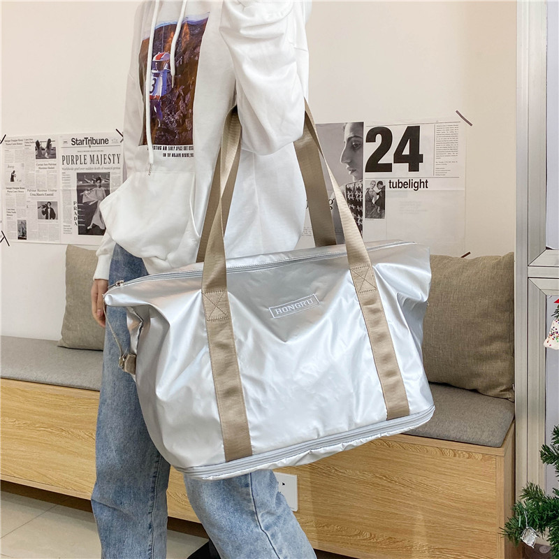 Duffel bag Female wet and dry separation outdoor sports fitness bag lightweight large capacity hand luggage bag storage bag