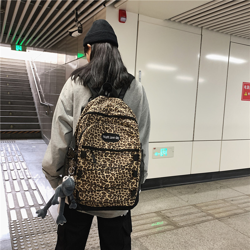 其他时尚女包实物图