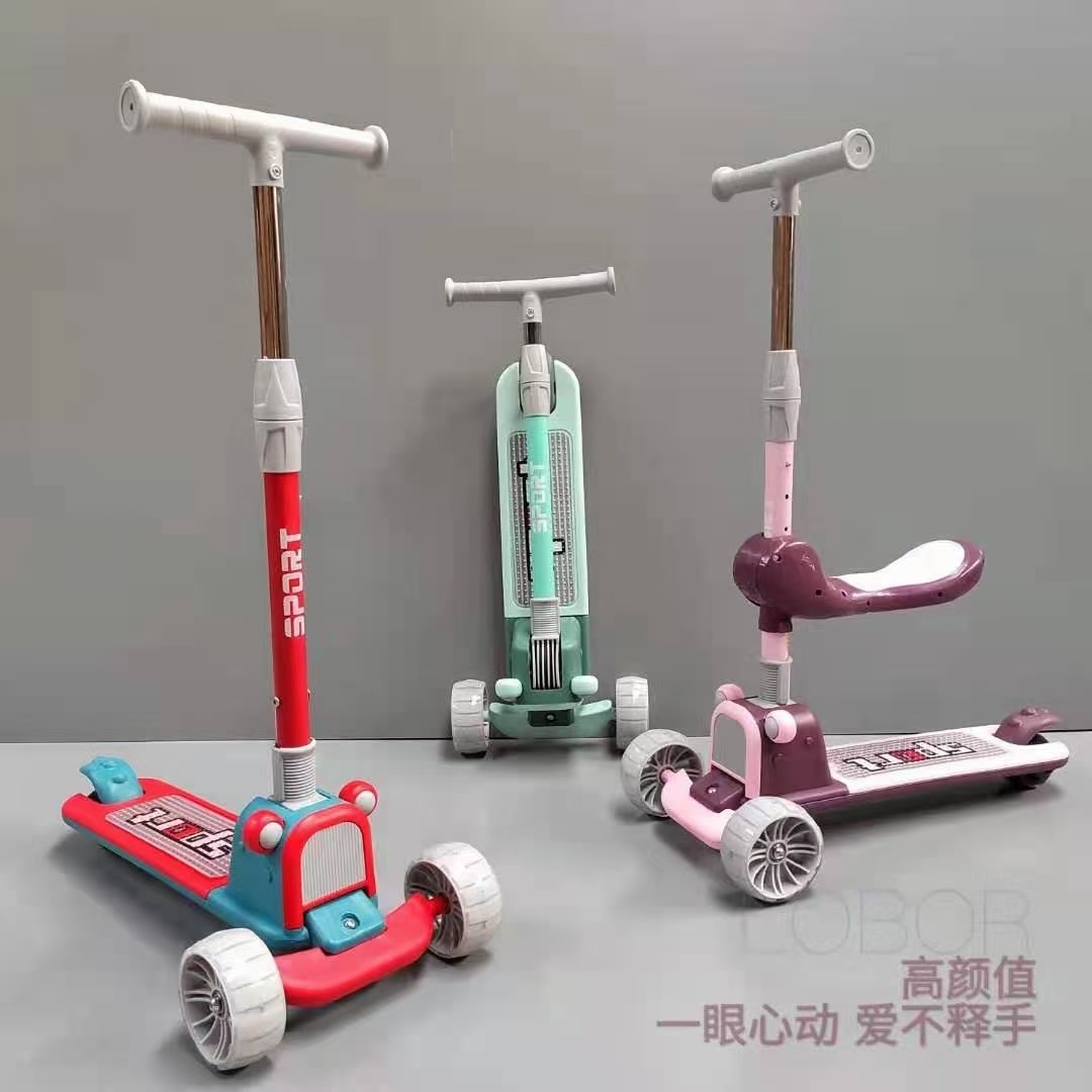 The 2021 new children's scooter that can be made and ridden, a multi-functional scooter with lights and music for children aged 1-6 Application Scenario