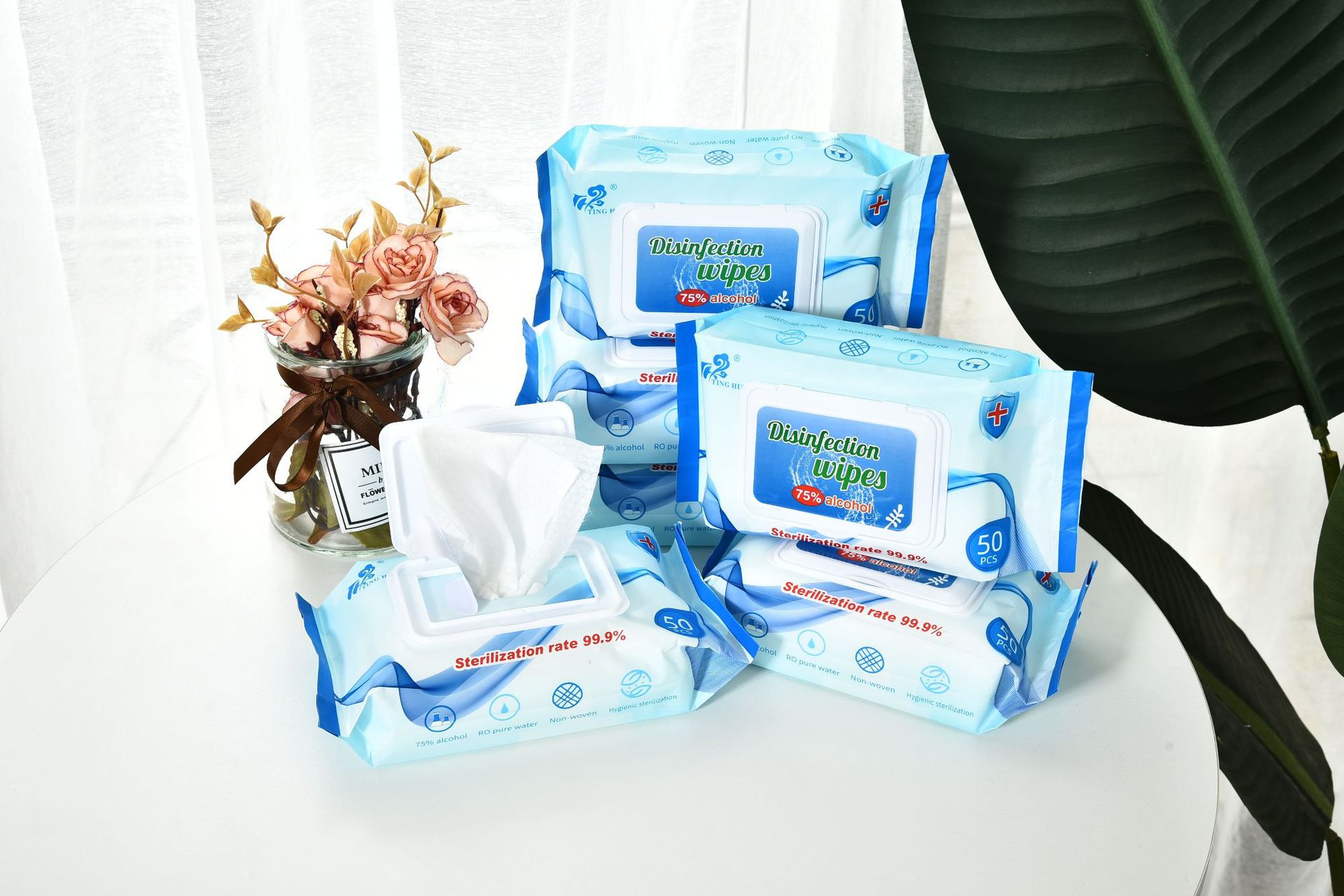 Wholesale of English version wet wipes: 75% alcohol disinfectant wet wipes, 50 pieces each, sterilizing and disinfecting wet wipes details Picture