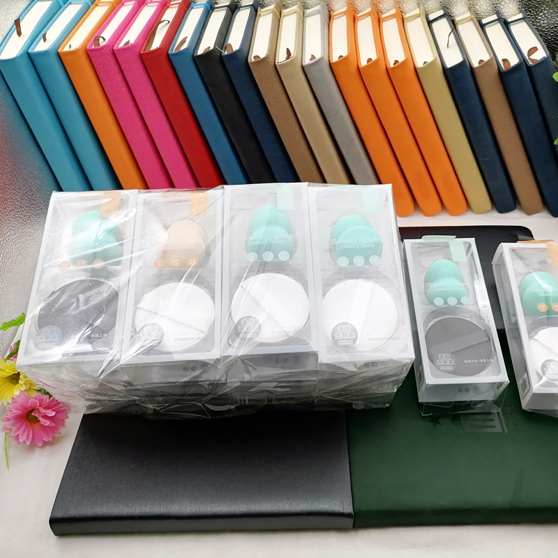 Wholesale of H1326 air cushion + powder puff tools and daily necessities from 2-yuan store in Yiwu Item Picture
