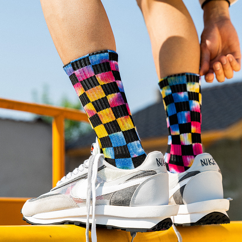 Tie dyed socks men's tube suction hair ring breathable street tide socks wholesale students plaid high stockings women's cotton socks full figure