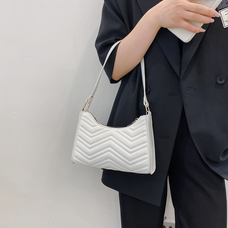 其他时尚女包实物图