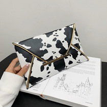 2021 hand bag cow print European and American fashion simple hand bag 2021 summer personality female envelope female bag