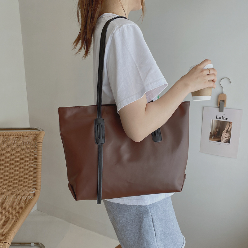 箱包产品图
